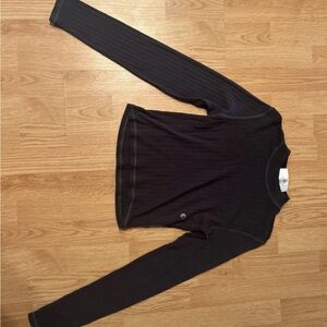 Brand New! American Eagle Outfitters Black Long Sleeve Tee